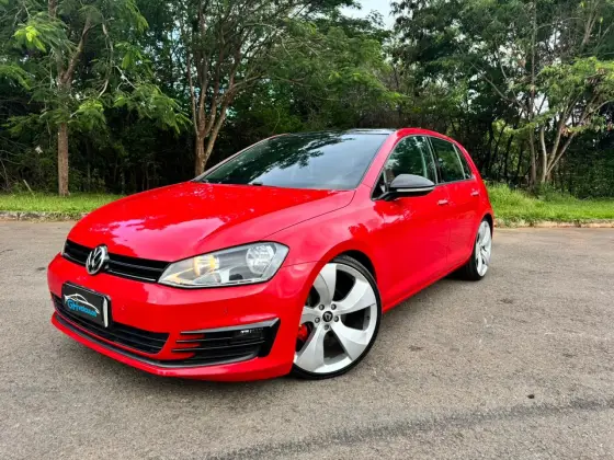 VOLKSWAGEN GOLF 1.4 TSI COMFORTLINE 16V GASOLINA 4P AUTOMÁTICO VOLKSWAGEN GOLF 1.4 TSI COMFORTLINE 16V GASOLINA 4P AUTOMÁTICO