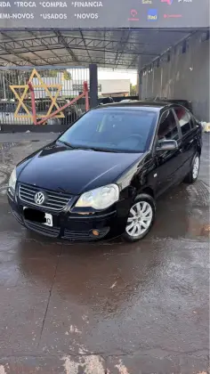 VOLKSWAGEN POLO SEDAN 1.6 8V GASOLINA 4P MANUAL