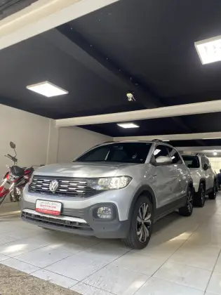 VOLKSWAGEN T-CROSS 1.0 200 TSI TOTAL FLEX COMFORTLINE AUTOMÁTICO VOLKSWAGEN T-CROSS 1.0 200 TSI TOTAL FLEX COMFORTLINE AUTOMÁTICO