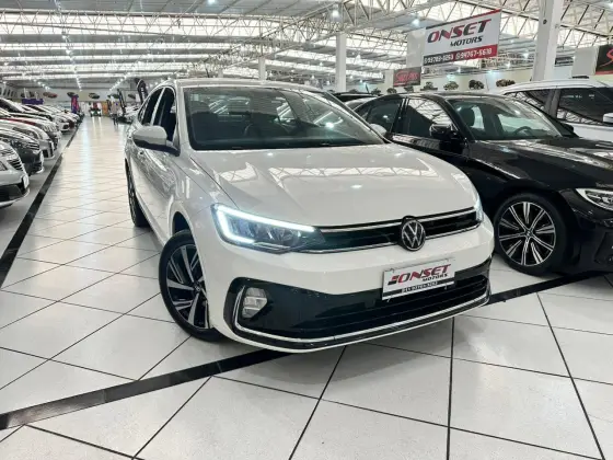 VOLKSWAGEN VIRTUS 1.0 200 TSI HIGHLINE AUTOMÁTICO