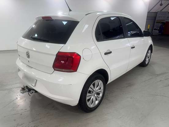 VOLKSWAGEN-GOL-2021