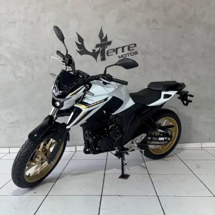 YAMAHA FZ25 FAZER CONNECTED ABS YAMAHA FZ25 FAZER CONNECTED ABS
