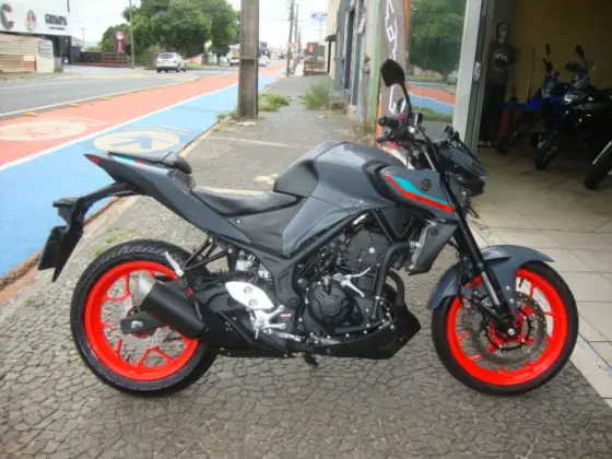 YAMAHA MT-03 ABS YAMAHA MT-03 ABS