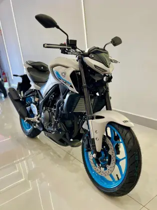 YAMAHA MT-03 CONNECTED ABS 