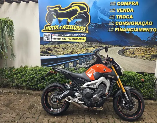YAMAHA MT-09 