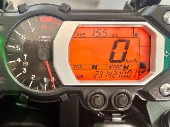 YAMAHA-XT1200Z SUPER TÉNÉRÉ YAMAHA-XT1200Z SUPER TÉNÉRÉ-2012