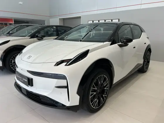 ZEEKR X 66 KW ELÉTRICO FLAGSHIP AWD