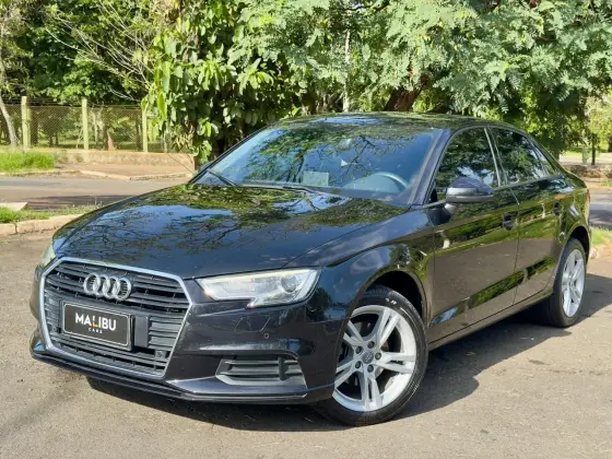 AUDI A3 1.4 TFSI FLEX SEDAN PRESTIGE TIPTRONIC