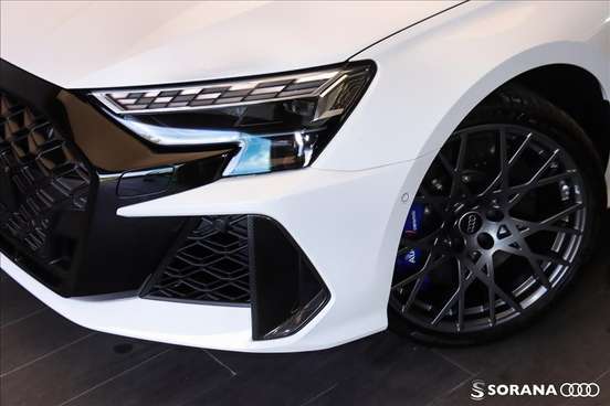 AUDI-RS3-2025