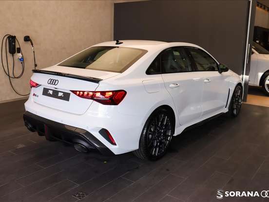 AUDI-RS3-2.5 TFSI GASOLINA SEDAN TRACK QUATTRO S-TRONIC AUDI-RS3-2025