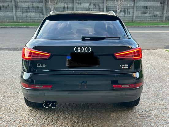 AUDI-Q3-2018