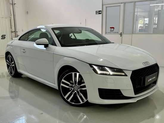 AUDI-TT-2015