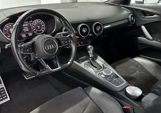 AUDI-TT-2015