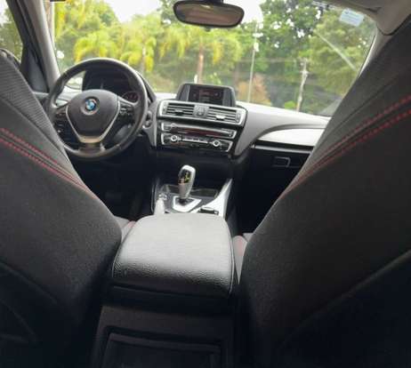 BMW-120i-2016