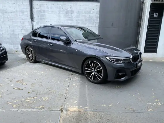 BMW 320i 2.0 16V TURBO GASOLINA M SPORT AUTOMÁTICO