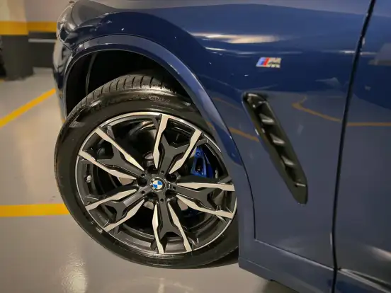 BMW-X4-2022