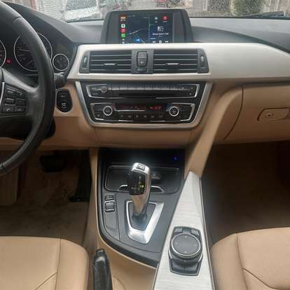 BMW-320i-2014