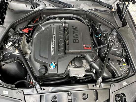 BMW-535i-3.0 M SPORT 24V GASOLINA 4P AUTOMÁTICO BMW-535i-2014