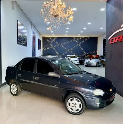 CHEVROLET CLASSIC 1.0 MPFI LIFE 8V FLEX 4P MANUAL CHEVROLET CLASSIC 1.0 MPFI LIFE 8V FLEX 4P MANUAL