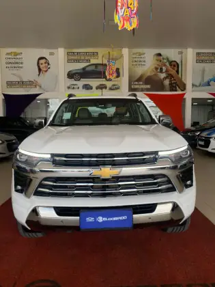 CHEVROLET S10 2.8 16V TURBO DIESEL HIGH COUNTRY CD 4X4 AUTOMÁTICO