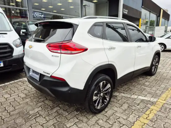 CHEVROLET-TRACKER-2022