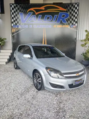 CHEVROLET VECTRA 2.0 MPFI GT-X HATCH 8V FLEX 4P AUTOMÁTICO