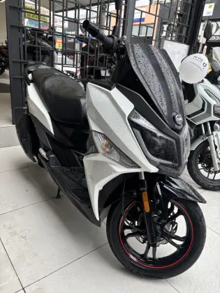 DAFRA CRUISYM 150 