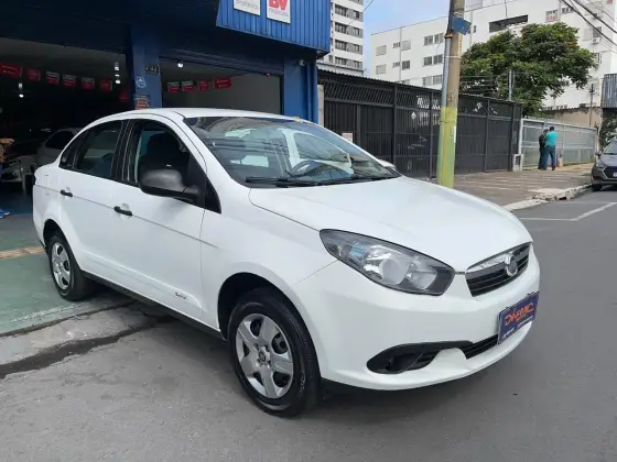 FIAT GRAND SIENA 1.4 MPI 8V FLEX 4P MANUAL FIAT GRAND SIENA 1.4 MPI 8V FLEX 4P MANUAL