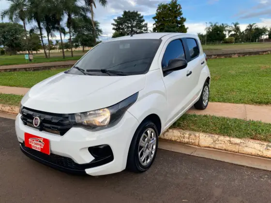 FIAT MOBI 1.0 EVO FLEX LIKE. MANUAL
