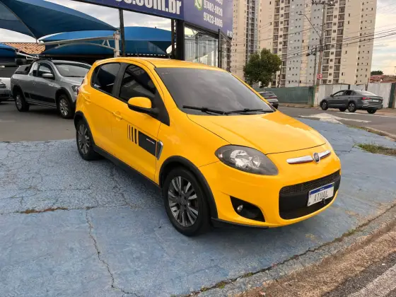 FIAT PALIO 1.6 MPI SPORTING 16V FLEX 4P MANUAL