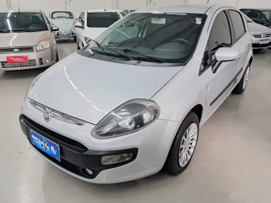 FIAT PUNTO 1.4 ATTRACTIVE 8V FLEX 4P MANUAL