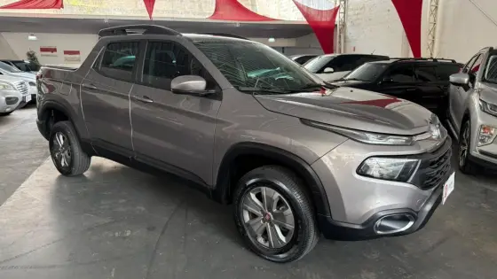 FIAT TORO 1.8 16V EVO FLEX FREEDOM AT6 FIAT TORO 1.8 16V EVO FLEX FREEDOM AT6