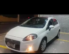 FIAT PUNTO 1.4 ATTRACTIVE ITALIA 8V FLEX 4P MANUAL FIAT PUNTO 1.4 ATTRACTIVE ITALIA 8V FLEX 4P MANUAL