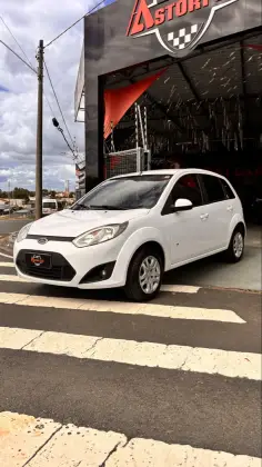 FORD FIESTA 1.6 SE HATCH 16V FLEX 4P MANUAL