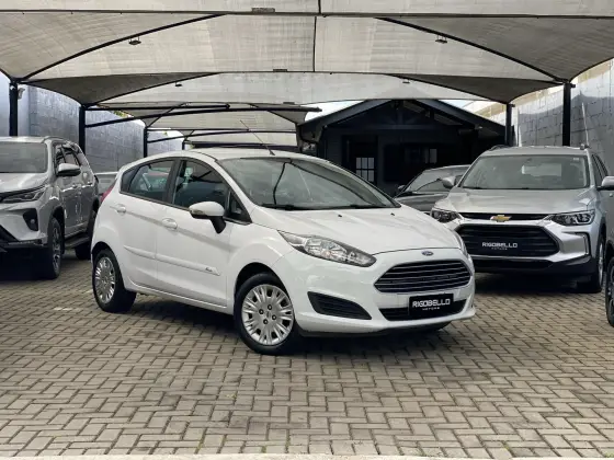 FORD FIESTA 1.6 SE HATCH 16V FLEX 4P MANUAL