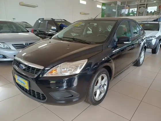 FORD FOCUS 1.6 GL 16V FLEX 4P MANUAL FORD FOCUS 1.6 GL 16V FLEX 4P MANUAL