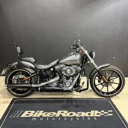 HARLEY-DAVIDSON SOFTAIL BREAKOUT 