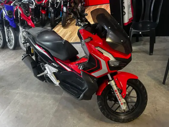 HONDA ADV 
