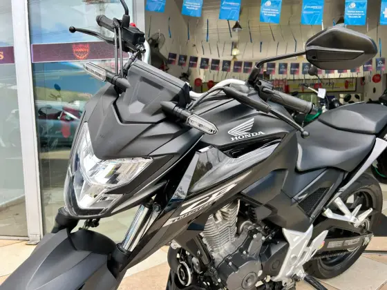 HONDA CB 300F TWISTER CBS 