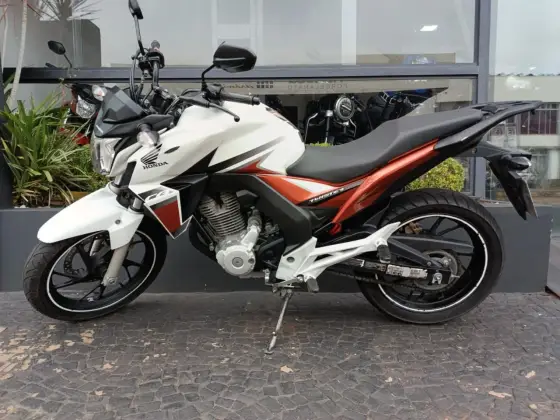 HONDA CB TWISTER 