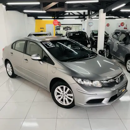 HONDA CIVIC 1.8 LXS 16V FLEX 4P AUTOMÁTICO