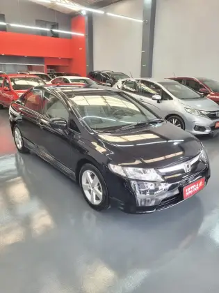 HONDA CIVIC 1.8 LXS 16V FLEX 4P MANUAL