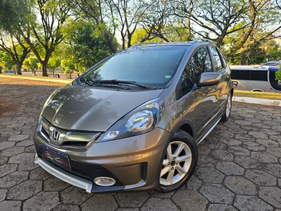 HONDA FIT 1.5 TWIST 16V FLEX 4P AUTOMÁTICO HONDA FIT 1.5 TWIST 16V FLEX 4P AUTOMÁTICO