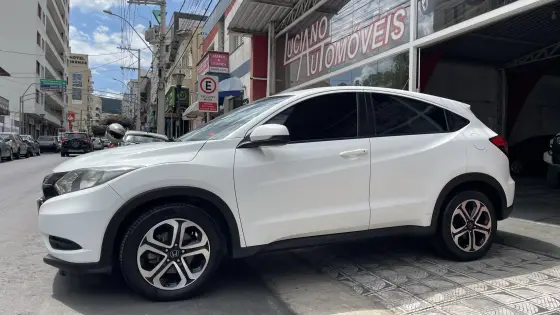 HONDA HR-V 1.8 16V FLEX LX 4P AUTOMÁTICO HONDA HR-V 1.8 16V FLEX LX 4P AUTOMÁTICO