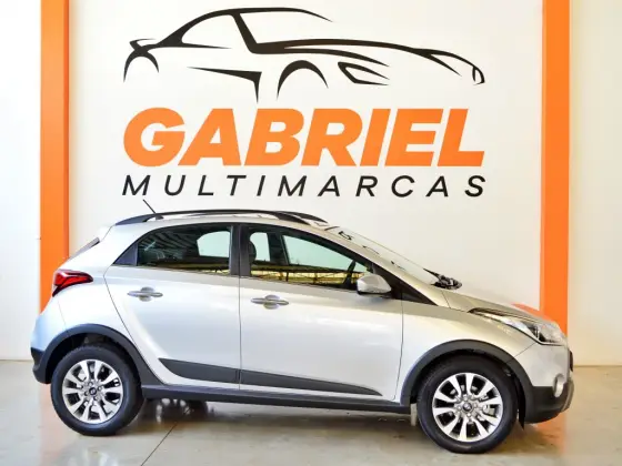 HYUNDAI HB20X 1.6 16V PREMIUM FLEX 4P AUTOMÁTICO HYUNDAI HB20X 1.6 16V PREMIUM FLEX 4P AUTOMÁTICO