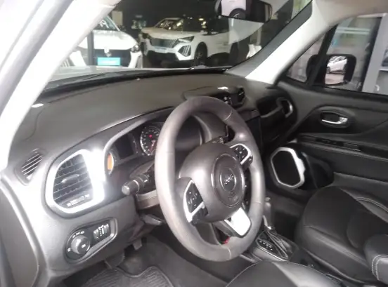 JEEP-RENEGADE-2019