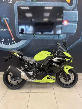 KAWASAKI NINJA 500 SE KAWASAKI NINJA 500 SE
