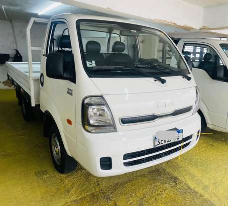 KIA-BONGO-2023