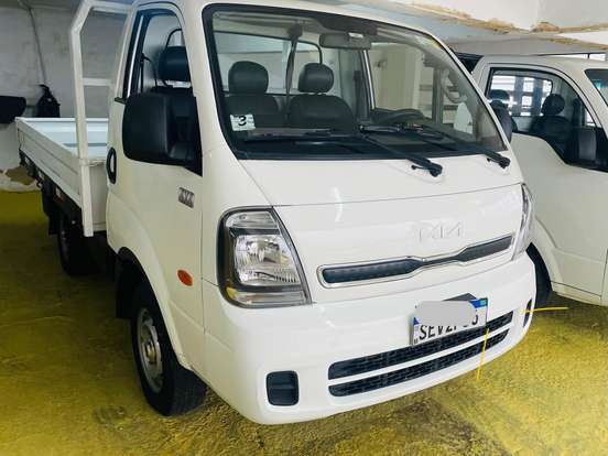 KIA-BONGO-2.5 TD DIESEL STD CS 4x4 MANUAL KIA-BONGO-2023