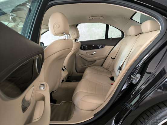 MERCEDES-BENZ-C 180-2017